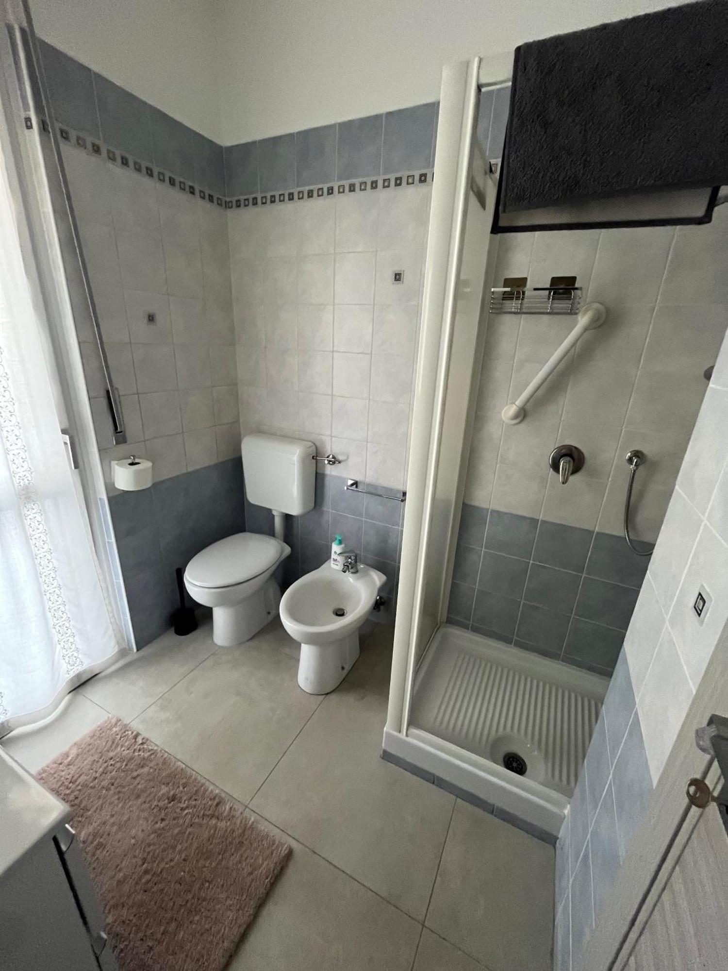 La Casa Tra I Tigli Lägenhet Turin Exteriör bild